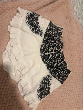 Angel Biba White Mini Skirt with Black Floral Embroidery